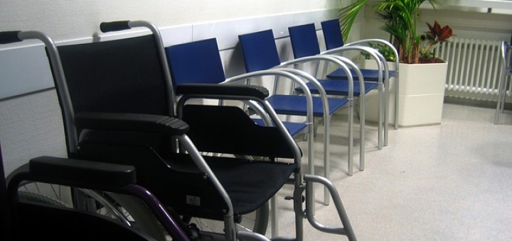 Rollstuhl, Wartezimmer