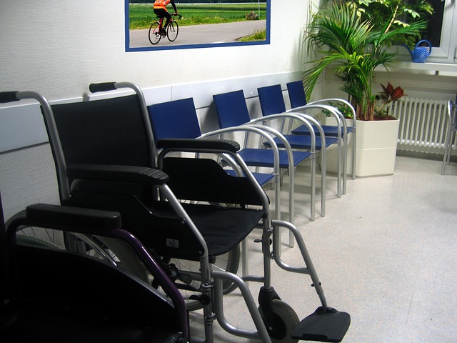 Rollstuhl, Wartezimmer